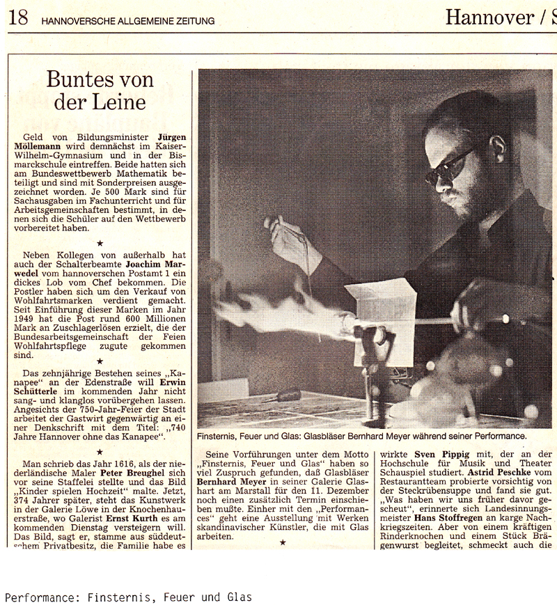 1_IMG_0010_performance_finsternis_feuer_glas